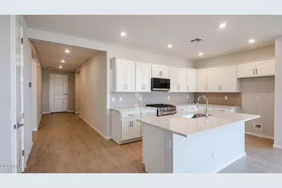 23022 W Irma Lane, Surprise, AZ 85387 - Photo 3