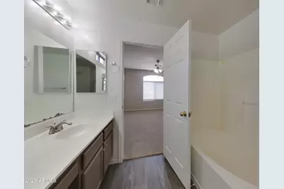 3315 W Fraktur Road, Phoenix, AZ 85041 - Photo 9