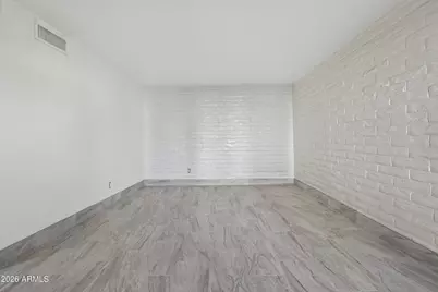 2925 N 38th Street #2, Phoenix, AZ 85018 - Photo 9