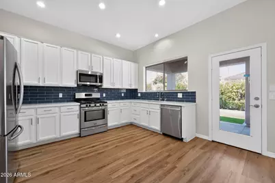 48 E Elgin Street, Gilbert, AZ 85295 - Photo 11