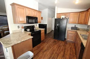 2120 E Bluefield Ave, Phoenix, AZ 85022 - Photo 5