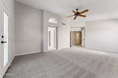 652 W Mendoza Avenue, Mesa, AZ 85210 - Photo 17