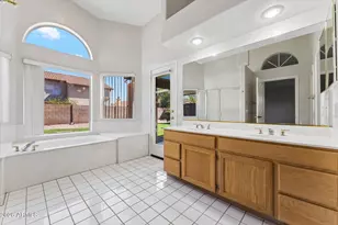652 W Mendoza Ave, Mesa, AZ 85210 - Photo 3