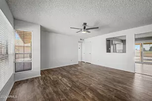 10433 W Laurie Ln, Peoria, AZ 85345 - Photo 5