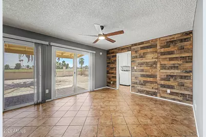 10433 W Laurie Lane, Peoria, AZ 85345 - Photo 7