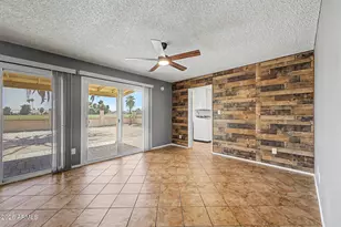 10433 W Laurie Ln, Peoria, AZ 85345 - Photo 7