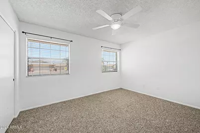 10433 W Laurie Lane, Peoria, AZ 85345 - Photo 23