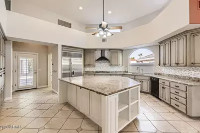 1501 E Treasure Cove Drive, Gilbert, AZ 85234 - Photo 9