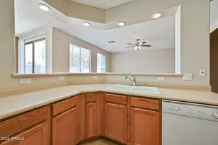 1525 W St Kateri Dr, Phoenix, AZ 85041 - Photo 15