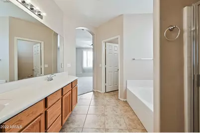 1525 W Saint Kateri Drive, Phoenix, AZ 85041 - Photo 19