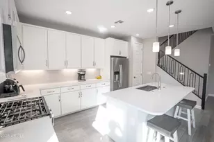 21016 N 58th Way, Phoenix, AZ 85054 - Photo 11