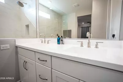 21016 N 58th Way, Phoenix, AZ 85054 - Photo 17