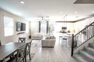 21016 N 58th Way, Phoenix, AZ 85054 - Photo 5