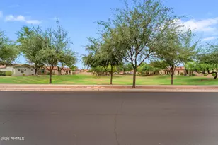 3548 S Wren Dr, Gilbert, AZ 85297 - Photo 3