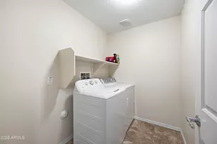 2220 W Beverly Ln, Phoenix, AZ 85023 - Photo 17