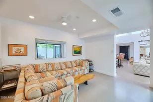 1919 E Medlock Dr, Phoenix, AZ 85016 - Photo 9