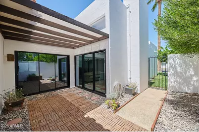 1919 E Medlock Drive, Phoenix, AZ 85016 - Photo 23