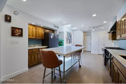 1919 E Medlock Drive, Phoenix, AZ 85016 - Photo 9