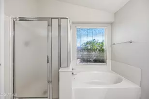 1025 W Jeanine Dr, Tempe, AZ 85284 - Photo 17