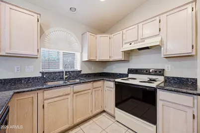 1025 W Jeanine Drive, Tempe, AZ 85284 - Photo 9