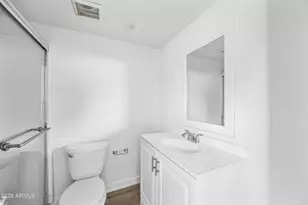 3025 N 32nd St, Phoenix, AZ 85018 - Photo 11