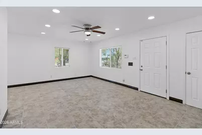 4301 N 15th Drive, Phoenix, AZ 85015 - Photo 5