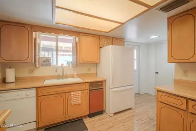 7385 W Haca Circle, Arizona City, AZ 85123 - Photo 15