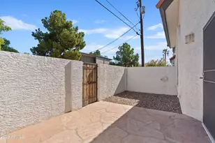 4328 N 36th St, Phoenix, AZ 85018 - Photo 21