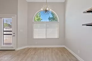 4328 N 36th St, Phoenix, AZ 85018 - Photo 9
