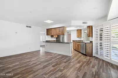 10316 W Hazelwood Avenue, Phoenix, AZ 85037 - Photo 11