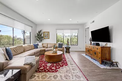 7300 E Earll Drive #2013, Scottsdale, AZ 85251 - Photo 5