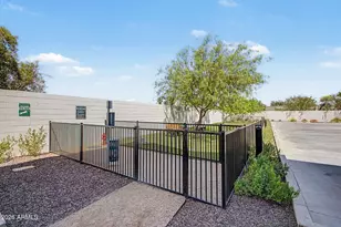 7300 E Earll Dr, Scottsdale, AZ 85251 - Photo 43
