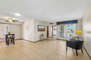 17211 N Pinion Ln, Sun City, AZ 85373 - Photo 5