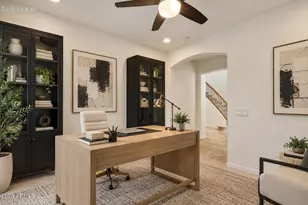 2406 W Old Paint Trail, Phoenix, AZ 85086 - Photo 17