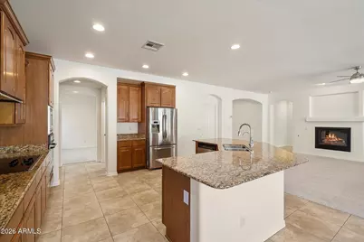2406 W Old Paint Trail, Phoenix, AZ 85086 - Photo 15