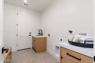 11552 E Desert Holly Dr, Scottsdale, AZ 85255 - Photo 47
