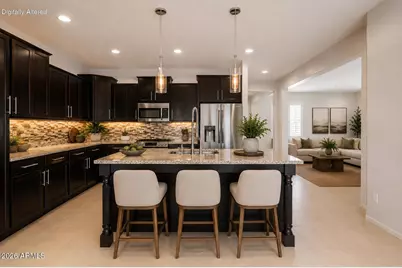 9613 S 23rd Drive, Phoenix, AZ 85041 - Photo 5