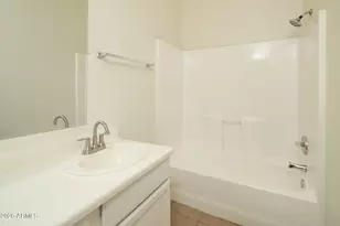 2142 E McKinley St, Phoenix, AZ 85006 - Photo 9