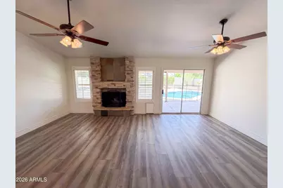 20023 N 44th Avenue, Glendale, AZ 85308 - Photo 3