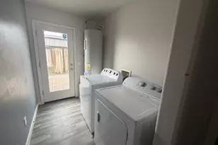 183 E Bobcat Pl, Casa Grande, AZ 85122 - Photo 9