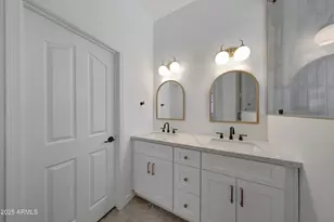 4628 E Paso Trail, Phoenix, AZ 85050 - Photo 19