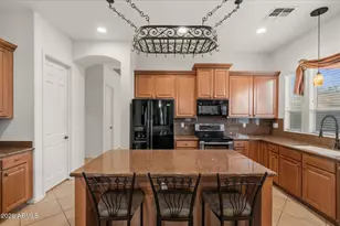 21910 N 79th Ave, Peoria, AZ 85383 - Photo 9