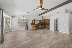 9139 W Paradise Ln, Peoria, AZ 85382 - Photo 13
