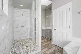 9139 W Paradise Ln, Peoria, AZ 85382 - Photo 7