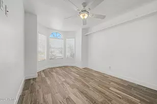 9139 W Paradise Ln, Peoria, AZ 85382 - Photo 17
