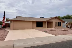 10620 W Snead Dr, Sun City, AZ 85351 - Photo 1