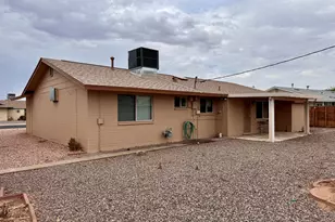 10620 W Snead Dr, Sun City, AZ 85351 - Photo 15