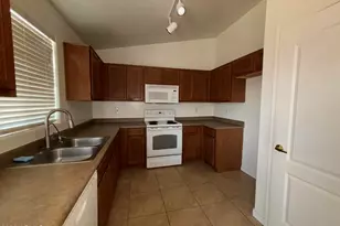 24996 W Vista Norte St, Buckeye, AZ 85326 - Photo 5