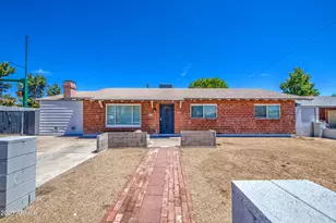 6853 N 36th Dr, Phoenix, AZ 85019 - Photo 3
