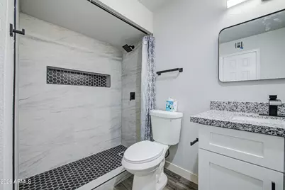 6853 N 36th Drive, Phoenix, AZ 85019 - Photo 35